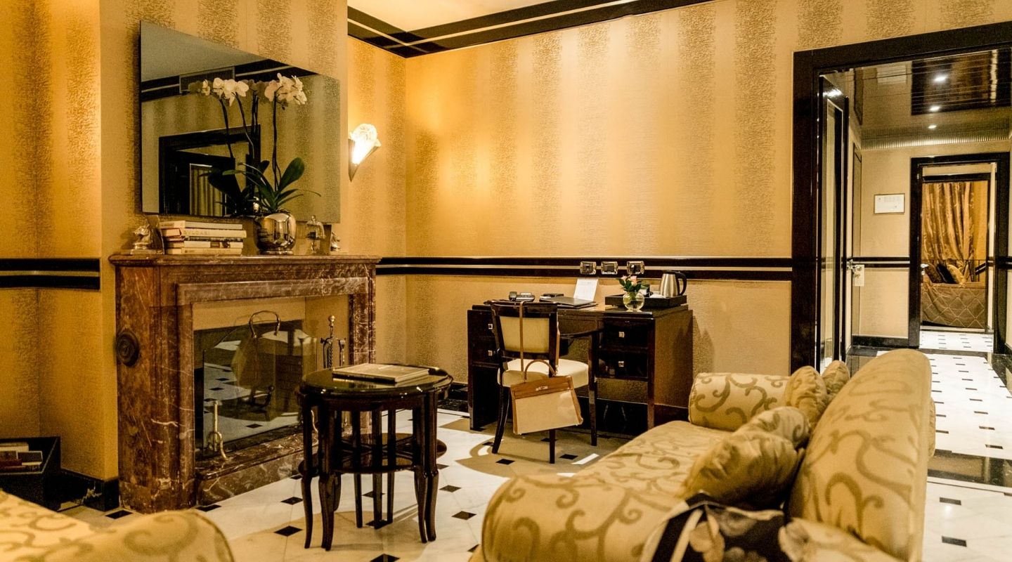 Art Deco Terrace Suite