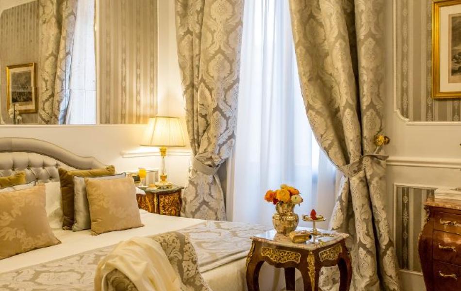 Grand Deluxe