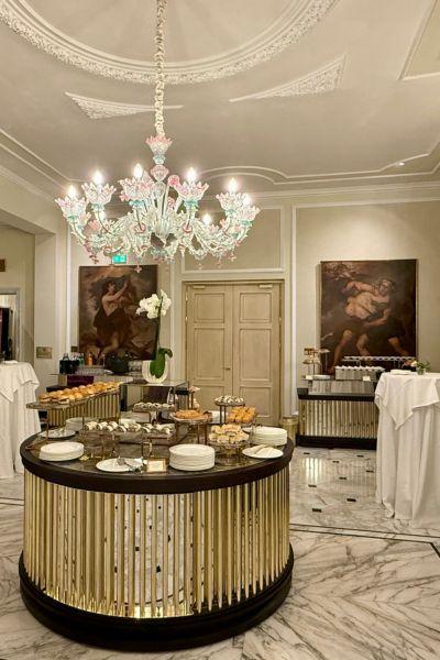 Foyer &amp; Gallerie