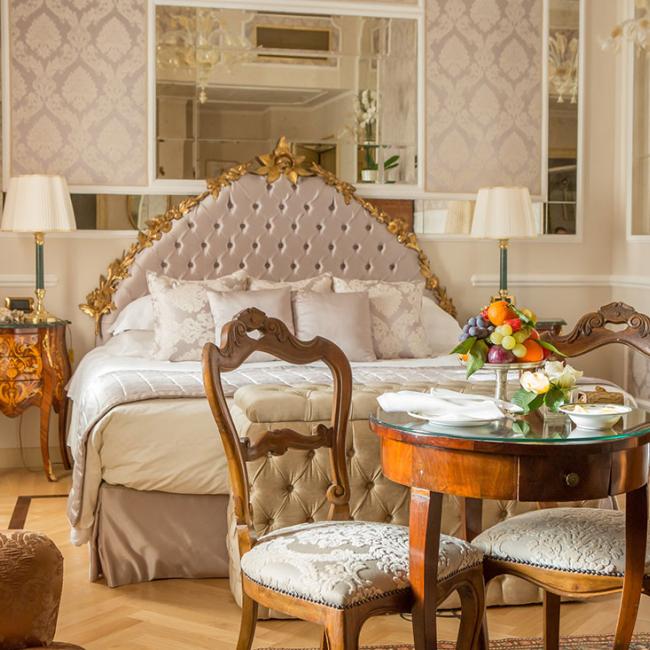 Le governanti al Majestic | The Housekeepers at Majestic