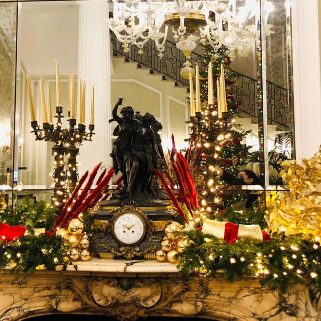 La nostra Hall addobbata per le feste